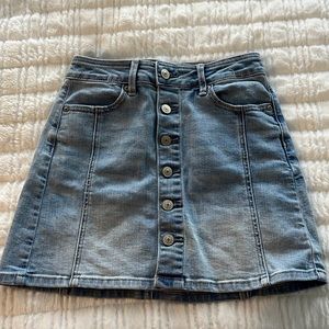 American eagle jean skirt!